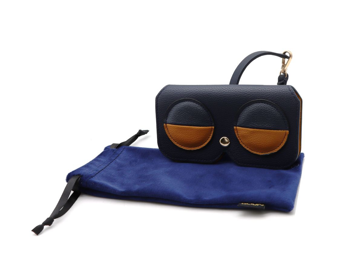 Leather Blue/Cinnamon Sunglasses Case – elegant and durable, combining blue and cinnamon leather to protect your sunglasses while adding a stylish, sophisticated touch.